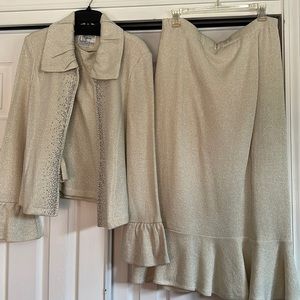 Love 3 piece Todd and Oliva knit suit